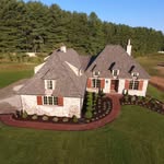 Adrian Donofrio - @marrahomes_de - Instagram