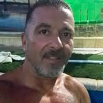 Adrian Ferro - @debajodetuauto - Instagram