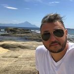 Adrian Ghinea - @adi.ghinea - Instagram