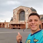 𝐀𝐝𝐫𝐢𝐚𝐧 - @adrian_glenn225 - Instagram
