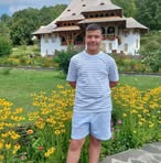 Adrian Grad - Facebook