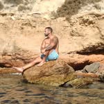 Adrian Guillen - @adrianguillen11 - Instagram