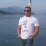 Adrian Hollis - @hollis804 - Instagram