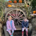 Adrian Howe - @adrian.howe.735 - Instagram