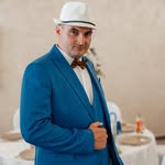 Adrian Ionescu - @adrian.ionescu.5076 - Instagram