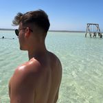 Adrian Jäger - @adrivan_ - Instagram