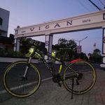 AJ Bolaños - @adrianjosephsbolanos - Instagram