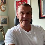 Adrian Lyons - @adrian.lyons.58118 - Instagram