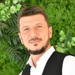 Adrian Macovschi - @adrianmacovschi - Instagram