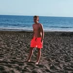 Adrian Maj - @adrianmaj3 - Instagram