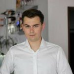 Adrian Maliszewski - @adiosamigos89 - Instagram