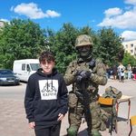 Adrian Maliszewski - @ahekkashek - Instagram
