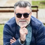 Adrian Mello - @maya_lk01 - Instagram