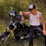 Adrian Mello - @adrianmello642 - Instagram