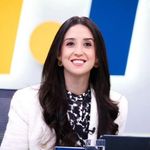 Adriana Mira - @adrianamirasv - Instagram