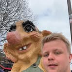 Adrian Moen - Facebook