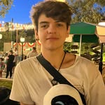 Adrian Moll - @a.moll52 - Instagram