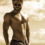 Adrian Norris - @ajenorris - Instagram