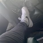 Adrian Parchment - @darvin.lopez.79677471 - Instagram