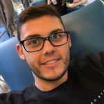 Adrián Piñón - @adrianpinhon - Instagram