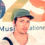 @adrian_toth - Instagram
