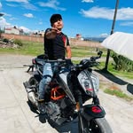 Adrian Venegas - @adrian.velez.3576224 - Instagram
