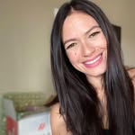 Adrianna V - @adrianna.verges - Instagram