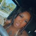 Adrian Vickers - @avbaebee - Instagram