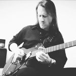Adrian Weiss - @adrian_weiss_guitar - Instagram