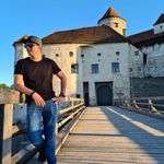 Adrian Wilhelm - @adri1494 - Instagram