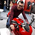 Adrian Wrona - @adrian94_moto - Instagram