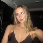 Adriana Acevedo-González - @adrianacevedoo - Instagram