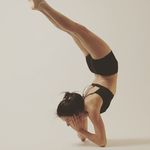 Adriana Cabrera - @adrianayoga - Instagram