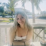 Adriana Olson - @adeeolson - Instagram