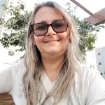 Adriane Becker - @adriane.becker.5268 - Instagram