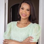 Dra. Adriane Santos - @adrianesantosbiomedica - Instagram