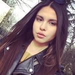 Adrianne Erickson - @qaser.561889 - Instagram