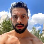 Adriel Bernal - @adrielbernallulae - Instagram