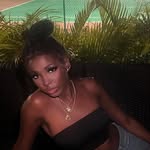 Adriel Brown - @lipglossis_popping - Instagram