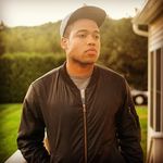 Adriel Green - @thegreenseer - Instagram