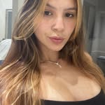 ADRIELLE - @adrielleeff - Instagram