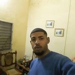 Adriel Reyes - @adriel.reyes.3194 - Instagram