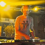 Adrien Denis - @adipowerdj - Instagram