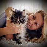 Adrienn Péter - @adriennpeter - Instagram