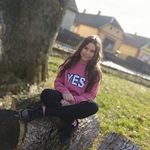 Adrienn Péter - @adrienn.peter.73 - Instagram