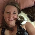 Adrienne Abbott - @adrienne.abbott.75 - Instagram