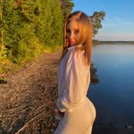 Adrienne de Britto - @adriennedebritto8 - Instagram