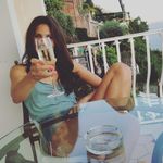 @adrienne_lamb - Instagram