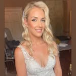 @adriennelangridge - Instagram