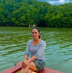 Agnesia Monalisa Adolfo - Facebook